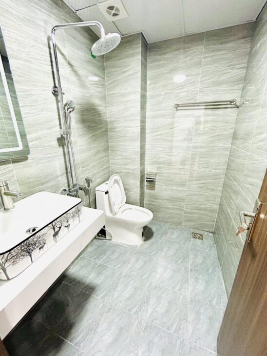 BÁN NHÀ TRƯƠNG ĐỊNH, Ô TÔ ĐỖ CỬA, KINH DOANH, 42M2. 8.2 TỶ