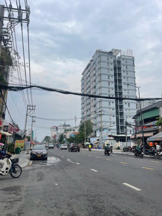 4.4×16, BÁN NHÀ 3 TẦNG, HẺM 12m, HOÀNG HOA THÁM, P12, TÂN BÌNH, NHỈNH 11 TỶ