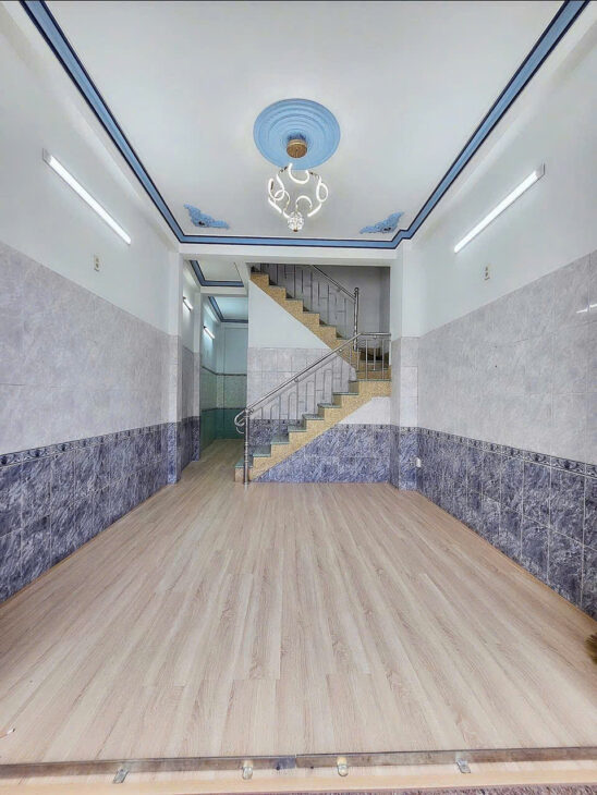 Bán nhà 4 tầng Tttp Nha Trang , Đường Thống Nhất ,P. Phương Sơn , Gía : 3 tỷ 290