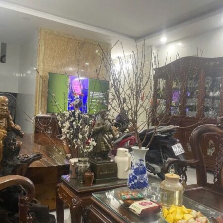 Bán khách sạn 7 tầng mặt tiền đường Bắc Sơn, Nha Trang