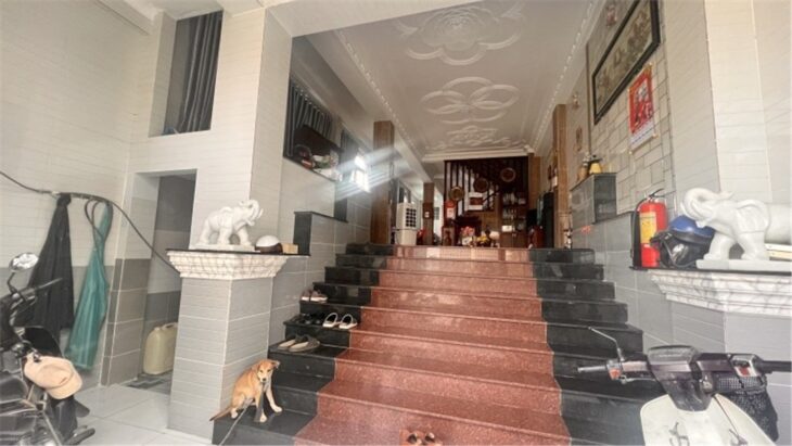 GẤP BÁN- CHDV TRUNG MỸ TÂY – 2 MẶT TIỀN HẺM XE TẢI THÔNG – 125M2 – 16 PHÒNG – DÒNG TIỀN 30TR/THÁNG