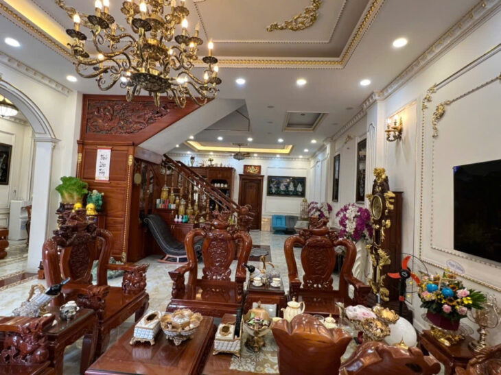 Bán Biệt thự đẳng cấp 4 lầu ngang 12m ngay KDC Cityland P.10 240m2 tiện ích VIP chỉ 55 tỷ