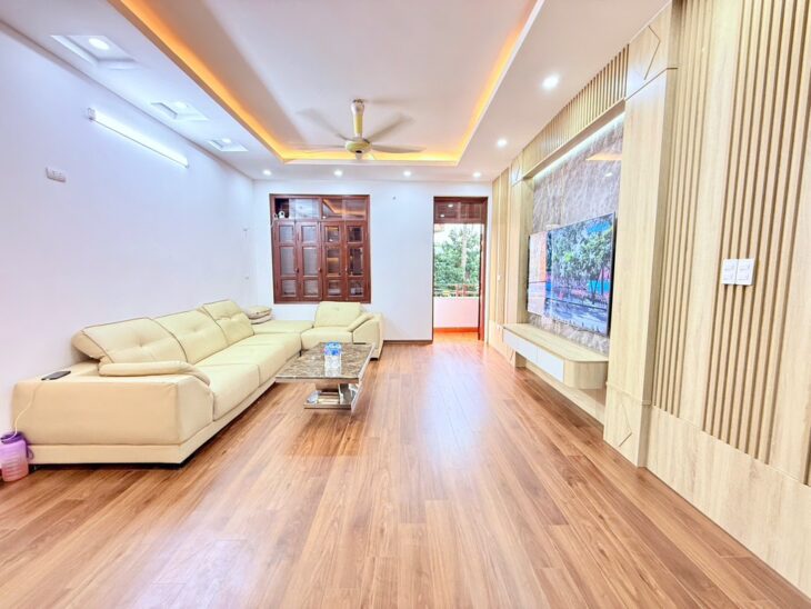 Bán nhà Văn Minh 68.5m2- 5T, Gara ôtô, đường thông KD, 10.tỷ68