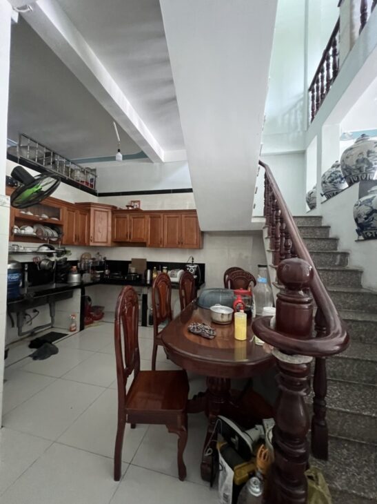 Bán nhà 3 Tầng MẶT TIỀN kinh doanh Hai Bà Trưng khu vực kinh doanh sầm uất
