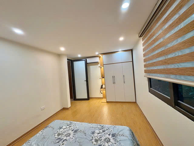 BÁN CĂN HỘ TẬP THỂ PHỐ PHẠM NGỌC THẠCH, ĐỐNG ĐA, SD 90M2, LÔ GÓC, Ô TÔ ĐỖ CHÂN CẦU THANG, FULL NT,