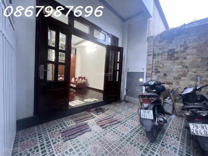 ???? Căn Nhà 3 Tầng Kiên Cố Trung Tâm TP. Nha Trang – Chỉ 3,6 Tỷ VND Mã Nhà: NH-1