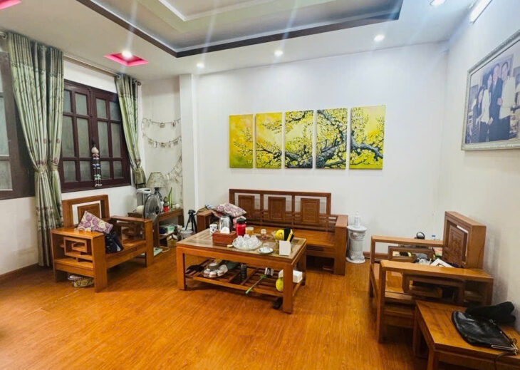 PHẠM VĂN ĐỒNG, NHÀ ĐẸP 6 TẦNG, NGÕ NÔNG, Ô CHỜ TM – 45M2, 9.9 TỶ