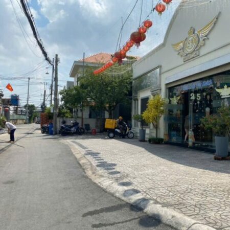 Cơ hội có 1 không 2 để sở hữu nhà phố Thủ Đức – Vị trí vàng – Giá mềm bất ngờ. Cơ hội có 1 không 2 để sở hữu nhà phố Thủ Đức – Vị trí vàng – Giá mềm bất ngờ.