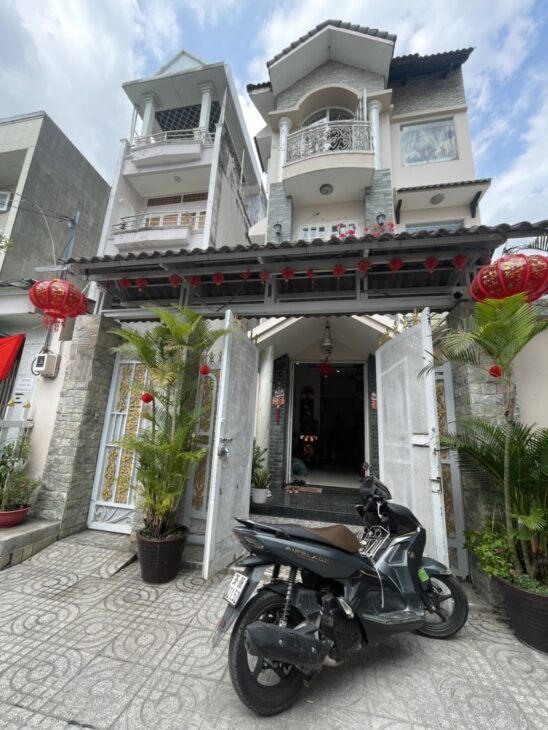 BT14 ???? BIỆT THỰ VIP 2 MẶT TIỀN – KHU TÊN LỬA – DIỆN TÍCH KHỦNG 250M² – 3 TẦNG – NỘI THẤT CAO CẤP –