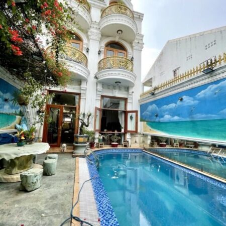 BT21- ???? BIỆT THỰ 2 MẶT TIỀN ĐẲNG CẤP DOANH NHÂN – NỘI THẤT GỖ ĐỎ – THANG MÁY & HỒ BƠI NƯỚC BIỂN –