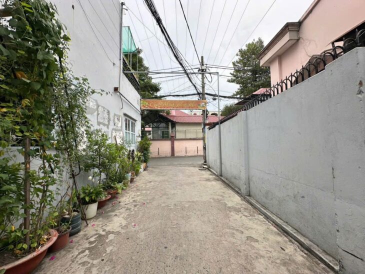 Chủ gấp lắm nhà đẹp vào ở ngay 2 tầng giá nhỉng 4,x tỷ ngay Linh Đông.