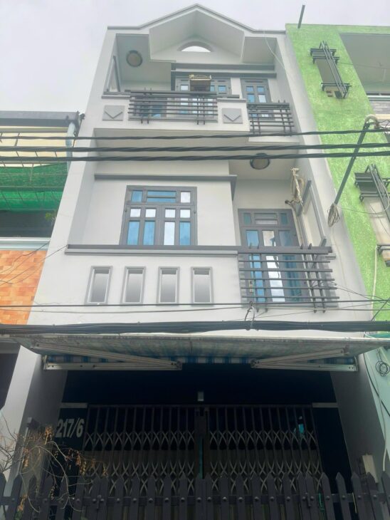 Bán gấp nhà Quận 8, 3 tầng, hẻm an ninh – chỉ hơn 5 tỷ