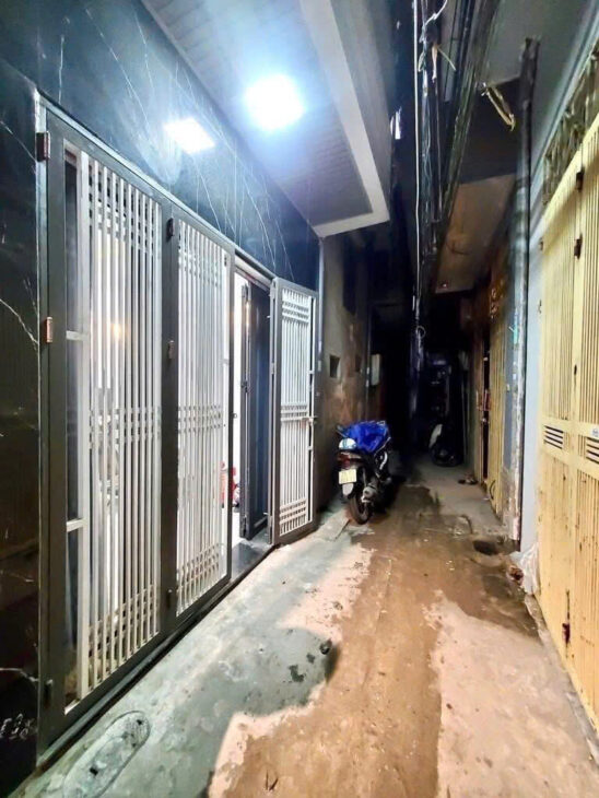 NHÀ PHỐ – MINH KHAI/ MẠC BƯỞI – HAI BÀ TRƯNG – ĐỐI DIỆN TIMESCITY 27M – 5,85Tỷ có bớt.