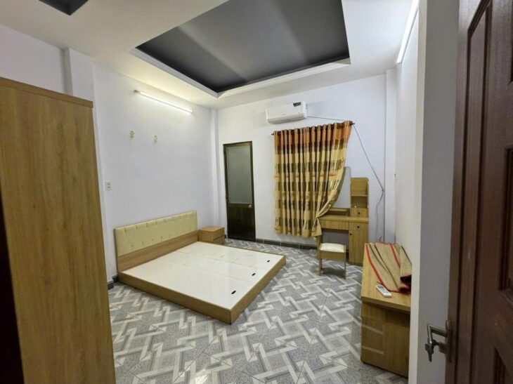 Bán gấp nhà Quận 8, 3 tầng, hẻm an ninh – chỉ hơn 5 tỷ