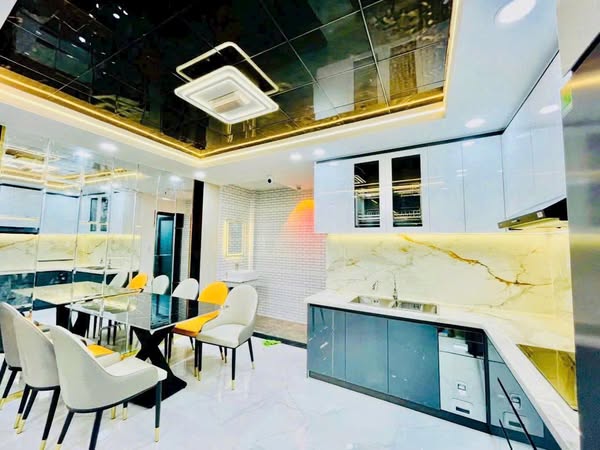 Nhà ngay 87 TX38 gara ô tô, sang tên liền bao công chứng chỉ #6ty