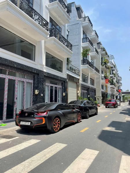 Nhà ngay 87 TX38 gara ô tô, sang tên liền bao công chứng chỉ #6ty