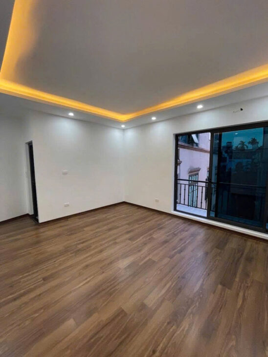 06 TẦNG THANG MÁY – VÕ CHÍ CÔNG – CẦU GIẤY – ĐẦU NGÕ THUẬN TIỆN – SỔ ĐỎ CHÍNH CHỦ – DUY NHẤT MỘT