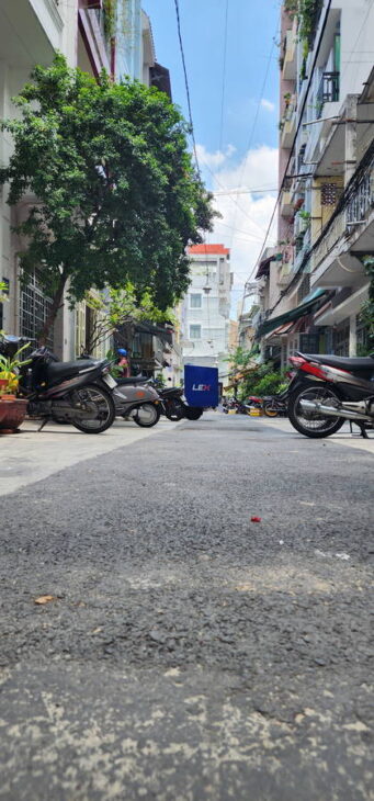 Bán NHÀ Nhà Đang Cho Thuê CHDV-HXH Lê Văn Sỹ Q3,71m2,5Tầng, 8PN,Thuê 60tr/th,Chỉ NHỈNH13TL Sổ vuông