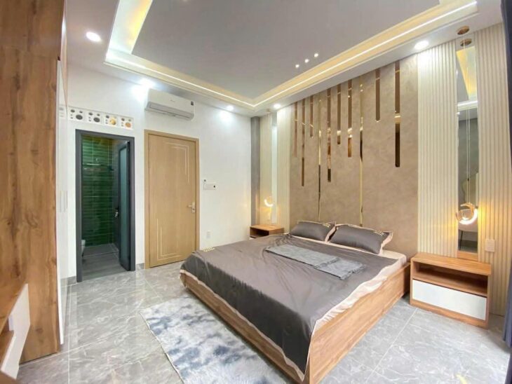 – NHÀ MỚI HXT, DTSD: gần 212m2 tại Thạnh xuân 33, P.Thạnh Xuân, Quận 12, TP.HCM, 6 tỷ.