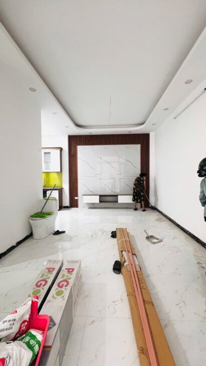 Bán Nhà Trương Định, Hoàng Mai , Mới kooong , thang máy 5T 42m2 3,6m Mặt tiền,giá 8,9 Tỷ