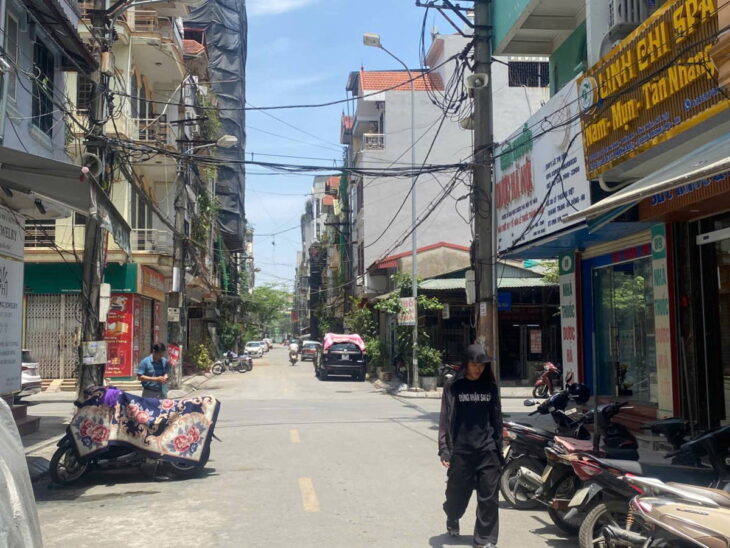 BÁN NHÀ MẶT PHỐ KNH DOANH Lý Thường Kiệt 40m2 4 tầng 4m 15.9 tỷ Hà Đông Hà Nội