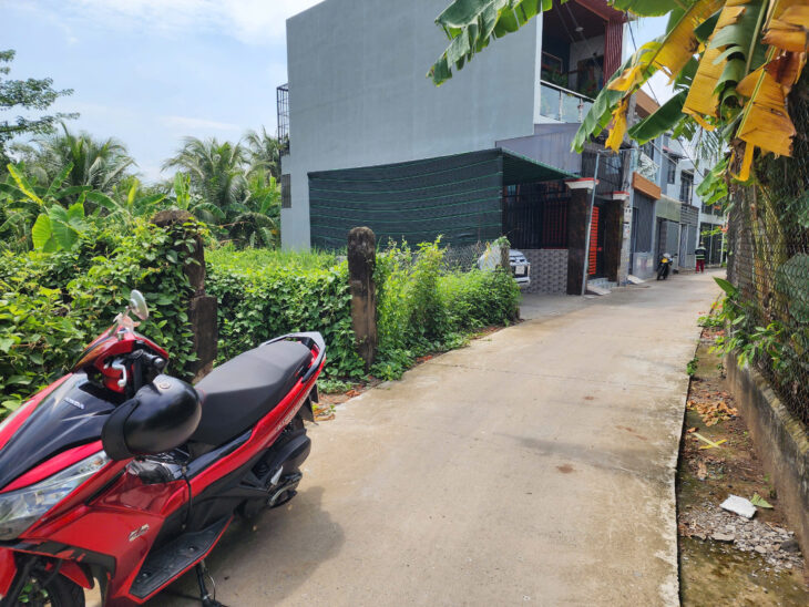 Bán Đất Mỹ Tho 5x27m nở hậu 6.8m Đường oto 7 Chỗ Ngay UBND xã Đạo Thạnh Giá 860tr