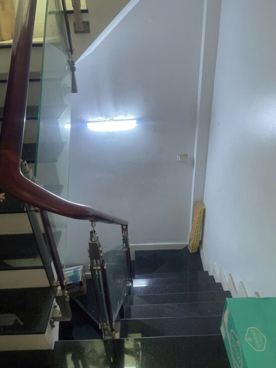 Bán nhà quận 10, đường Lê Hồng Phong, 100m2, 5 tầng, 12.9 tỷ