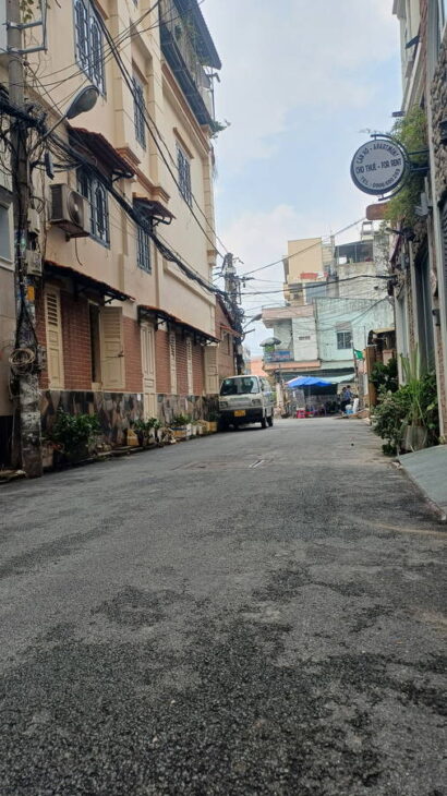 Nhà 110m2, HXH cách MT Cộng Hòa 30m, 4 tầng, HDT 35tr/tháng, chỉ 21 tỷ TL