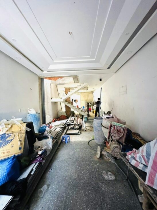 Bán nhà mặt phố Bình Chiểu, Thủ Đức, 105m², 6.7 tỷ, 3 tầng, 4PN, 5WC