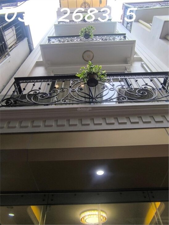 NHÀ MỚI LINH ĐÀM, THANG MÁY CHẠY VÙ VÙ, OTO VÀO NHÀ, KINH DOANH ĐỈNH, VÀI BƯỚC RA PHỐ