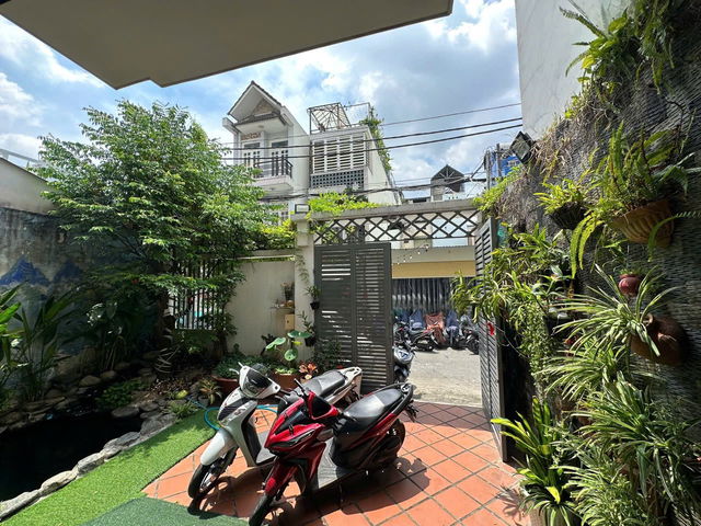 Nhà Mới 4Tầng Cách mặt Tiền 15M Hẻm Thẳng Xe Hơi Sổ Vuông 60m2 Gía 13 Tỷ Thương Lượng