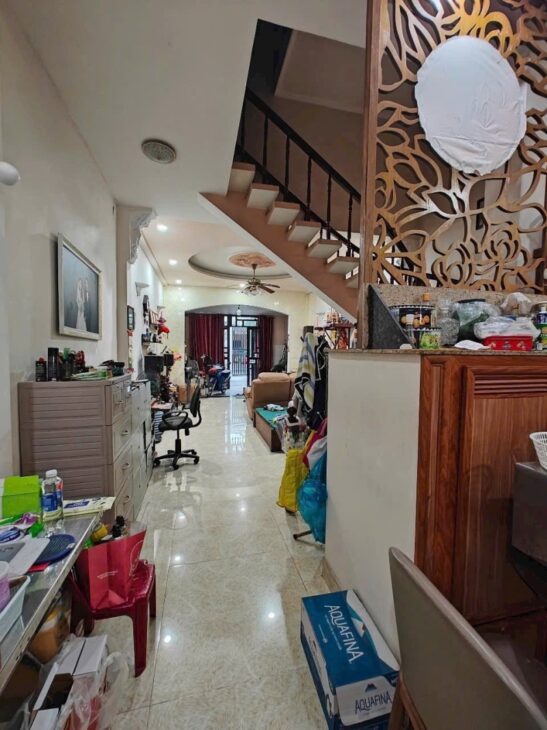 Bán nhà mặt phố Q.9, 77m², 7.4 tỷ, 3PN, sổ hồng
