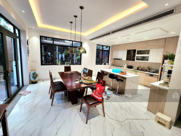 Bán nhà Phường Trung Hoà Cầu Giấy – 106m Phân Lô Ô Tô Văn Phòng Ở Ngay Ô Chờ Thang Máy