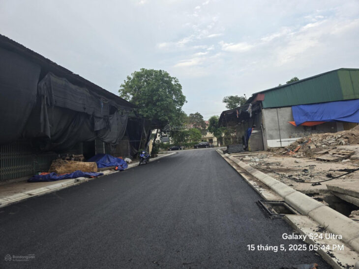 Chỉnh chủ bán đất chợ gỗ Phù Khê đường 8m kinh doanh đỉnh 5,x tỷ