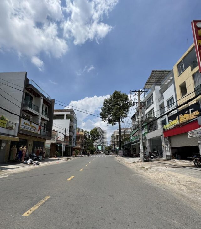 BÁN NHÀ GÓC 2 MẶT TIỀN KHU TÊN LỬA – 81M² – 4 TẦNG – NGANG 7.3M – GIÁ 15 TỶ