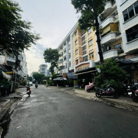 BÁN NHÀ ĐẸP MẶT TIỀN KHU TÊN LỬA – 4 TẦNG CHỈ 8.5 TỶ – Ở NGAY – KINH DOANH ĐỈNH