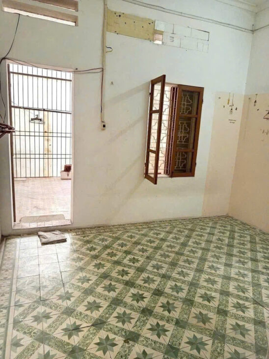 NGÕ Ô TÔ HOÀNG QUỐC VIỆT KINH DOANH.Diện Tích 52m2 3 tầng MT 4.1m Giá 18 tỷ