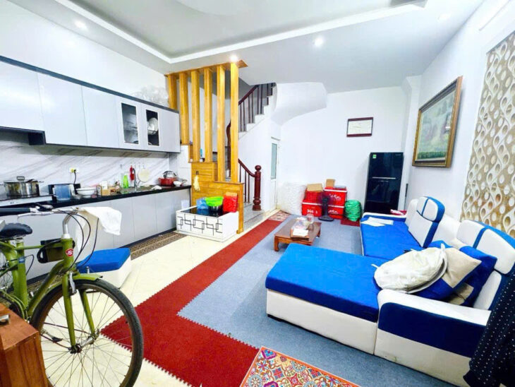 NHÀ NGUYỄN KHÁNH TOÀN Diện Tích 30m2 5 tầng mặt tiền 5m Giá 7.35 tỷ