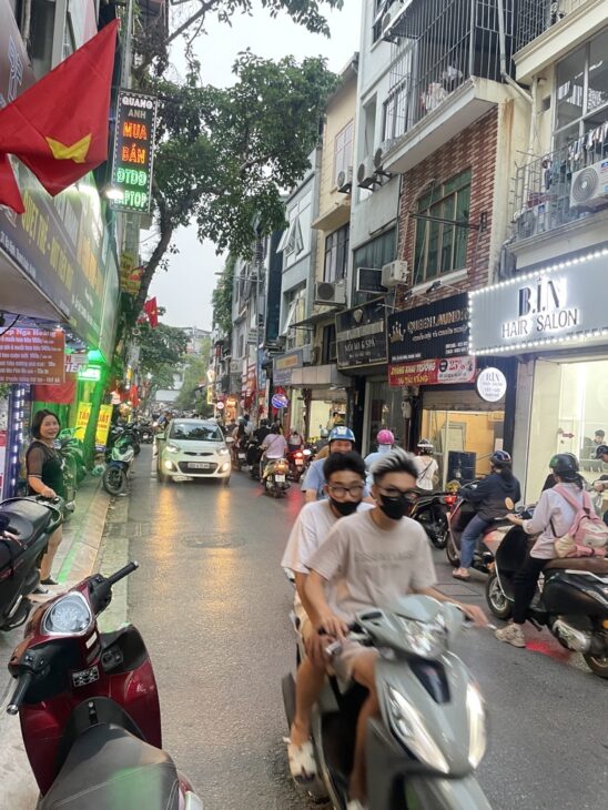 THẾ ĐẤT QUÝ HIẾM: “LONG HỔ GIÁP MÔN – TÀI LỘC TRÀN VỀ MẶT PHỐ HẠ ĐÌNH!” 69M 4 TẦNG CHỈ 14,8 TỶ