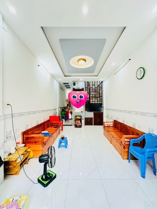 CẦN TIỀN BÁN GẤP NHÀ LƯU HỬU PHƯỚC [P15, Q8], DT: 48M2 (3,1 × 15m) 2T, 3PN CHỈ 2.9 TỶ.