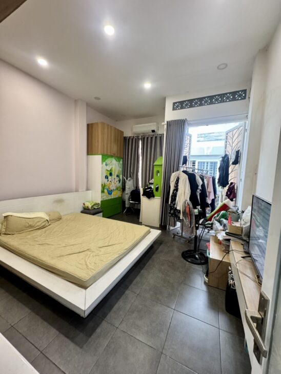 BÁN NHÀ – QUẬN 3 – LÊ VĂN SỸ – 2 TẦNG – 34M2 – HẺM 4M – HẺM THÔNG – NHỈNH 5 TỈ