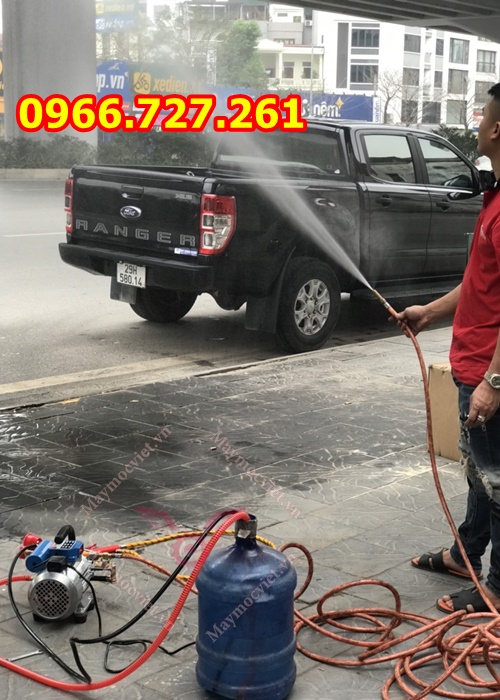 Máy phun thuốc , xịt rửa xe, xịt rửa điều hòa xách tay chạy điện có điều khiển từ xa