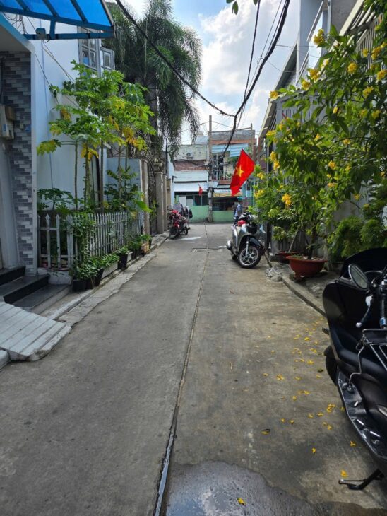 BÁN NHÀ – THẠCH LAM – TÂN PHÚ – 91M2 – NGANG 6M – HẺM Ô TÔ – CHỈ 7.5 TỈ TL