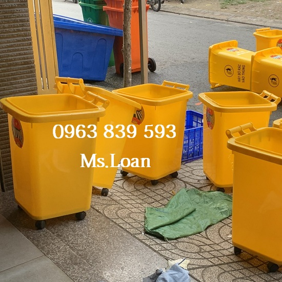 Thùng rác 60lit có bánh xe màu xanh lá, cam, vàng / lh 0963 839 593 Ms.Loan