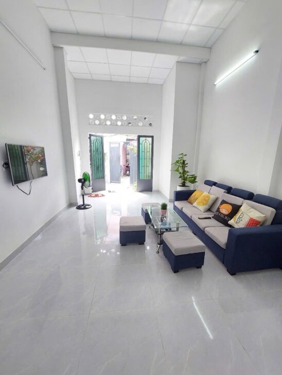 BÁN NHÀ SÂN TRƯỚC RỘNG,THOÁNG SÁNG, ĐẸP LỘNG LẪY- KINH DƯƠNG VƯƠNG- 116M2-5,65 TỶ