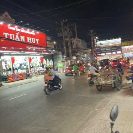 BÁN NHÀ MẶT TIỀN ĐƯỜNG NGUYỄN ẢNH THỦ,8x25m giá 25 tỷ TL, Q12