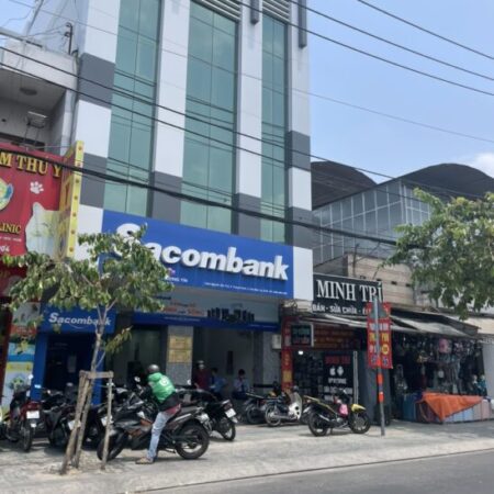 Bán nhà mặt tiền 3 tầng 30x55m giá 200 tỷ Đường Nguyễn Ảnh Thủ