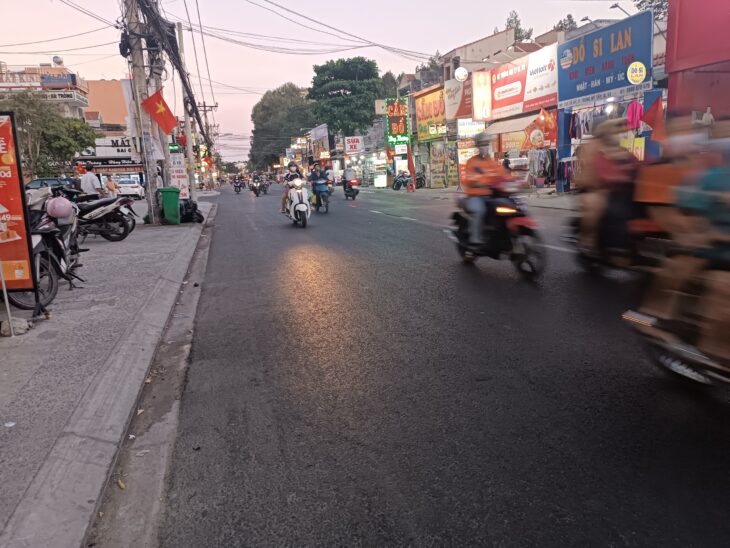 Bán nhà mặt tiền kinh doanh 18x35m giá 55 tỷ Đường Đông Bắc