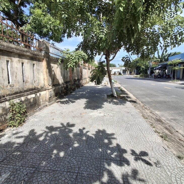 ĐẤT ĐẸP TT SƠN TRÀ – CÁCH BIỂN 300M – KINH DOANH TỐT – GIÁ CHỈ 9 TỶ 90M2 NGANG 5M