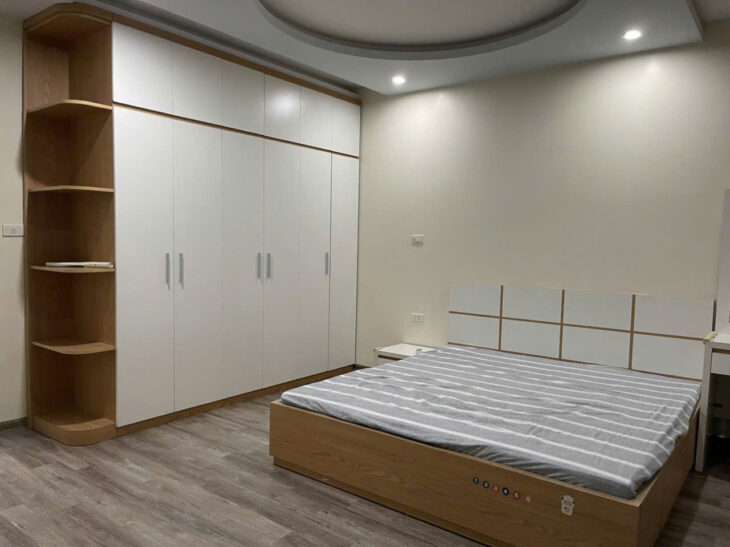 Bán nhà Tô Vũ – 193 Văn Cao, 61m 4 tầng, ngõ ô.tô, giá 4.35 tỉ